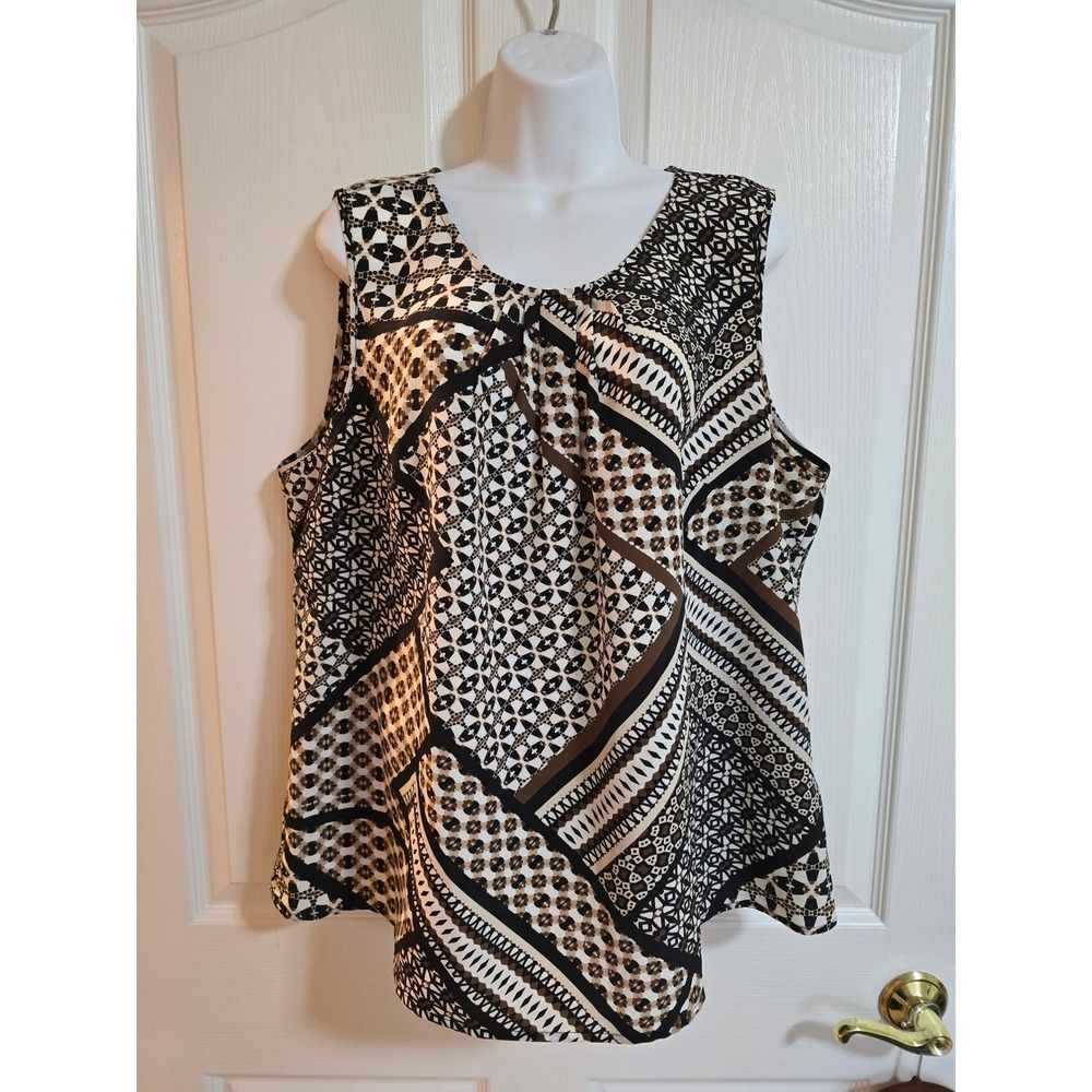 CJ Banks 1X Geometric Print Sleeveless V-Neck Top Womens Plus Size /0302